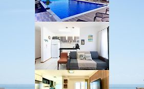 Apartamento a 400M PRAIA com PISCINA sacada com CHURRASQUEIRA privativa Wi-Fi Portaria 24h PLAYGROUND INFANTIL Quadra de esportes e vaga privativa de GARAGEM Reserve agora mesmo